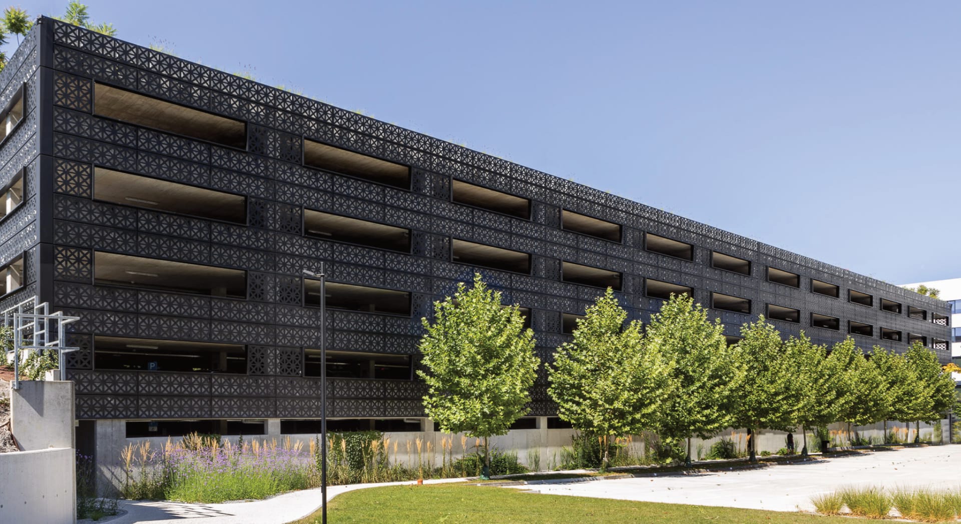 Fasáda parkovacieho domu Poštová, Nordcity Žilina, developer Reinoo a.s. Žilina